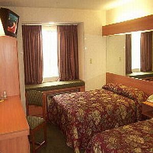 Super 8 By Wyndham Columbus West Hotel Quarto foto